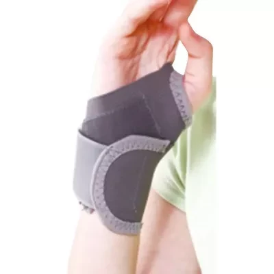 Tynor E 06 Wrist Brace With Thumb Free Size